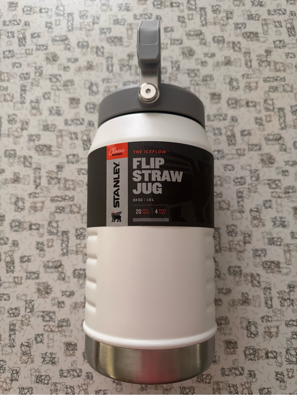 Stanley Flip Straw Jug 64 oz. NEW